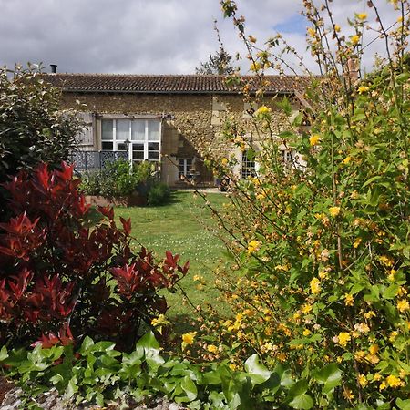 La Ferme Du Grand Bois Apartment Mouterre-Silly Bagian luar foto